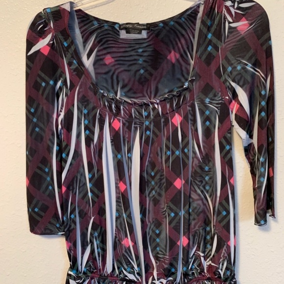 Paisley Top - Picture 1 of 2